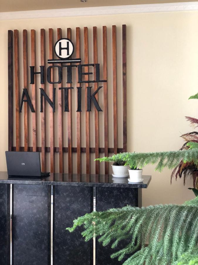 Hotel Antik Golem  Kültér fotó